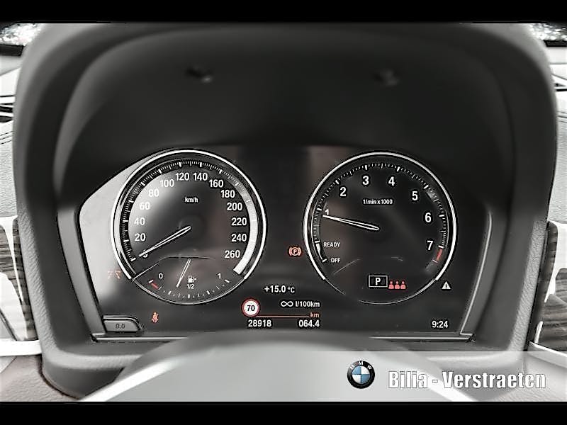 Lease wagen interieur BMW SERIE X1 6